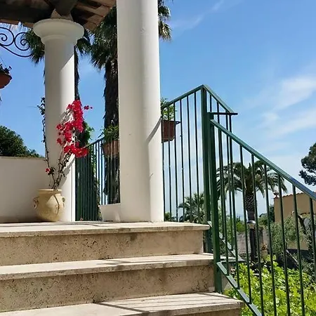 Campo מלון איסקיה